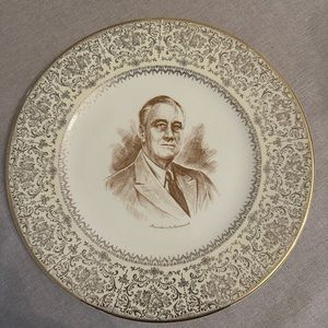 Commemorative FDR plate. 23 karat gold